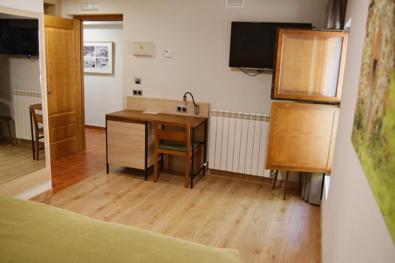 Hotel Rural Las Montanas De Pumar Besullo Екстер'єр фото