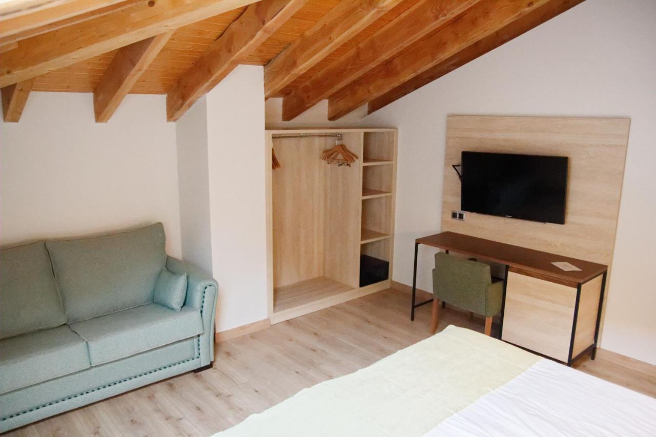 Hotel Rural Las Montanas De Pumar Besullo Екстер'єр фото