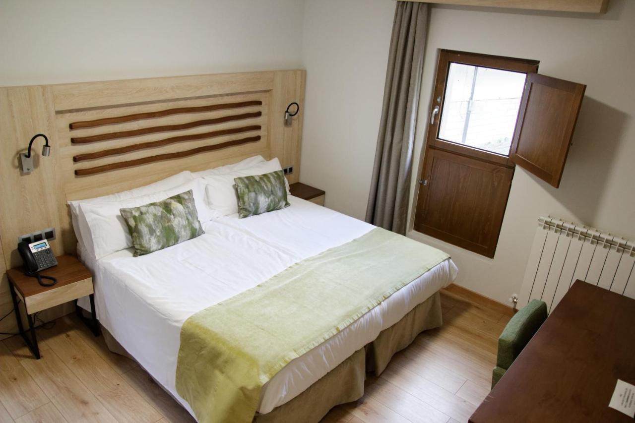 Hotel Rural Las Montanas De Pumar Besullo Екстер'єр фото