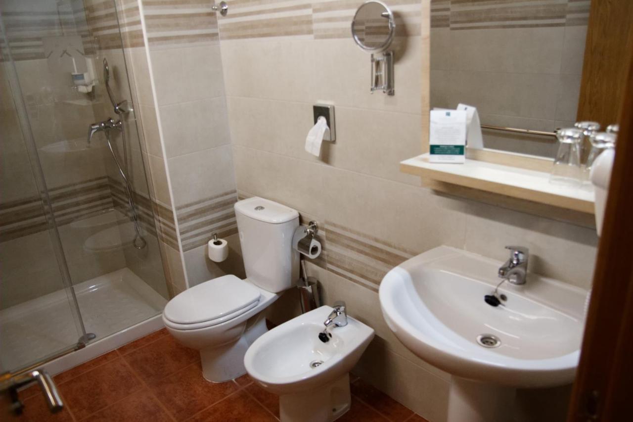 Hotel Rural Las Montanas De Pumar Besullo Екстер'єр фото