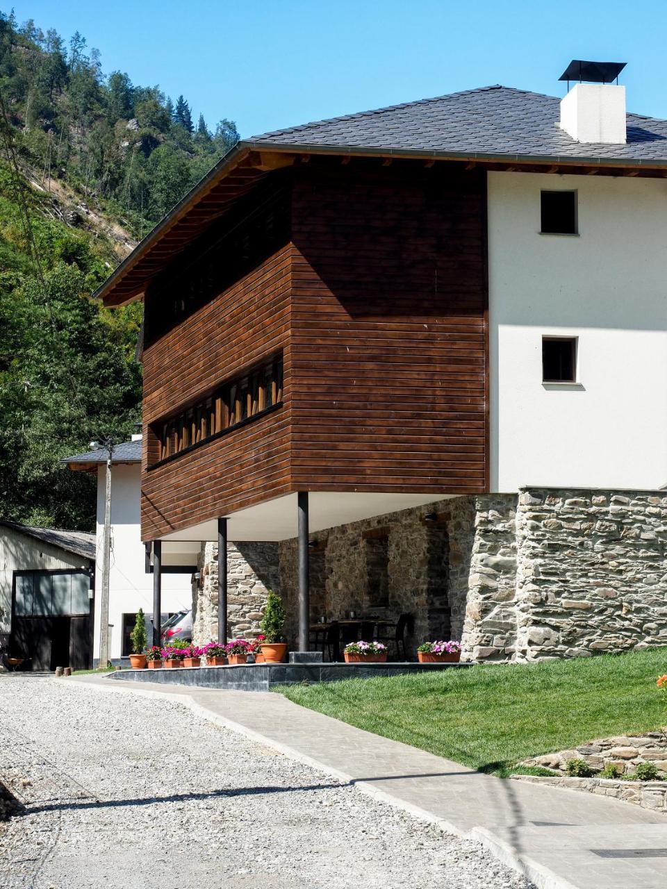 Hotel Rural Las Montanas De Pumar Besullo Екстер'єр фото